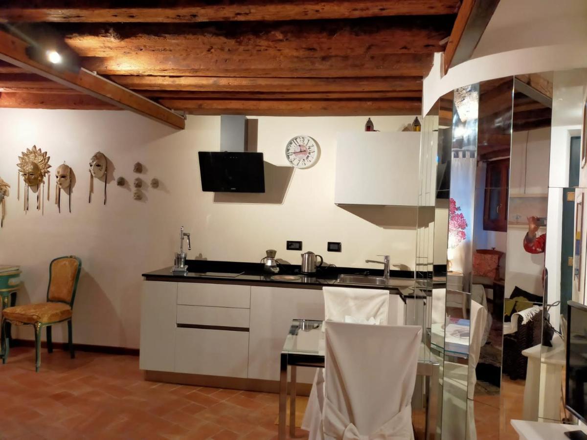 Suite Ai Leoni Venecia Exterior foto