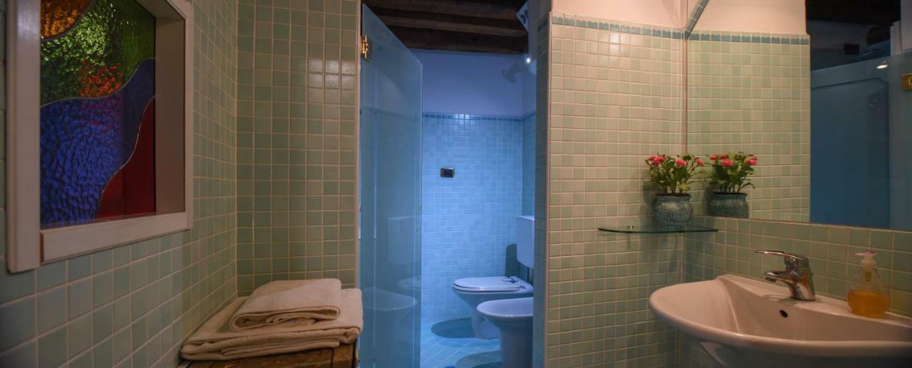 Suite Ai Leoni Venecia Exterior foto